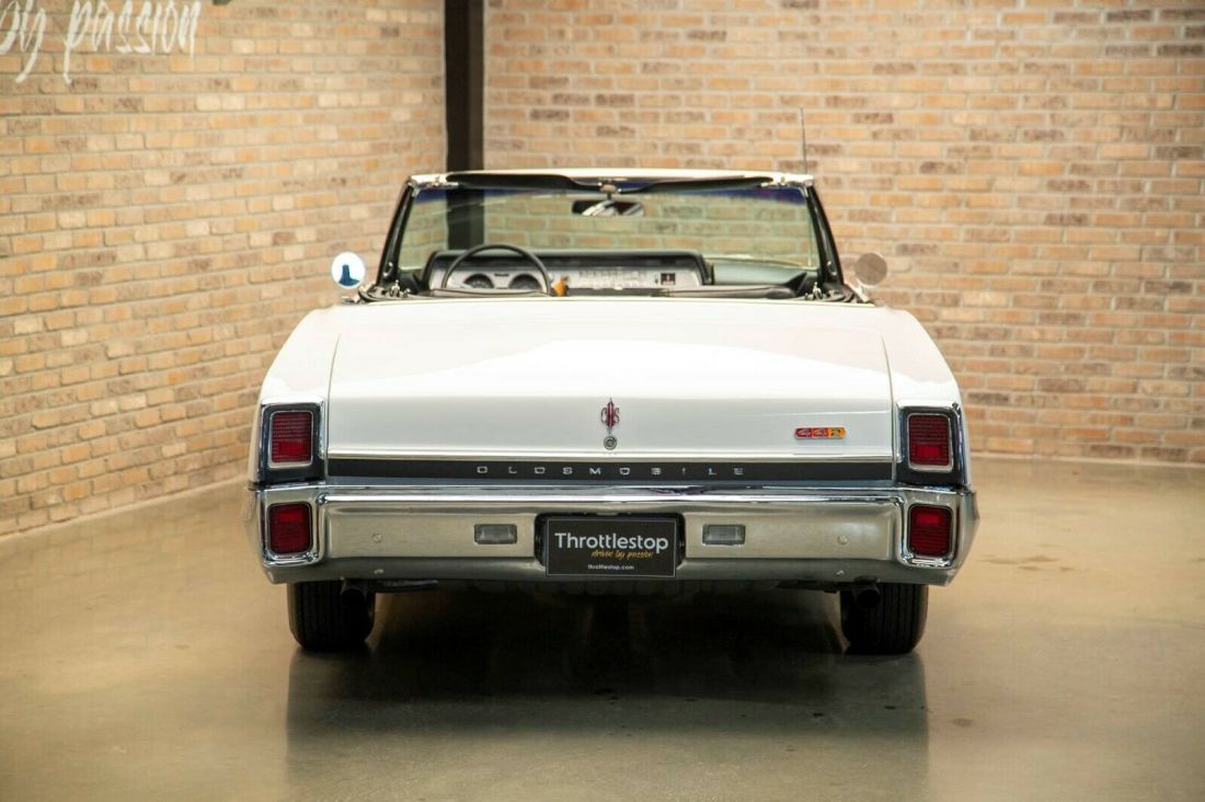 1967 Oldsmobile Cutlass Supreme - photo 4