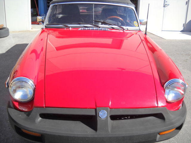 1977 MG MGB convertible - photo 3