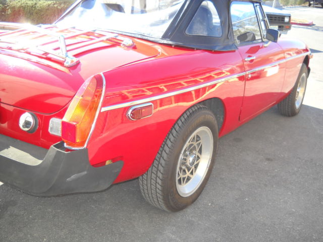 1977 MG MGB convertible - photo 6