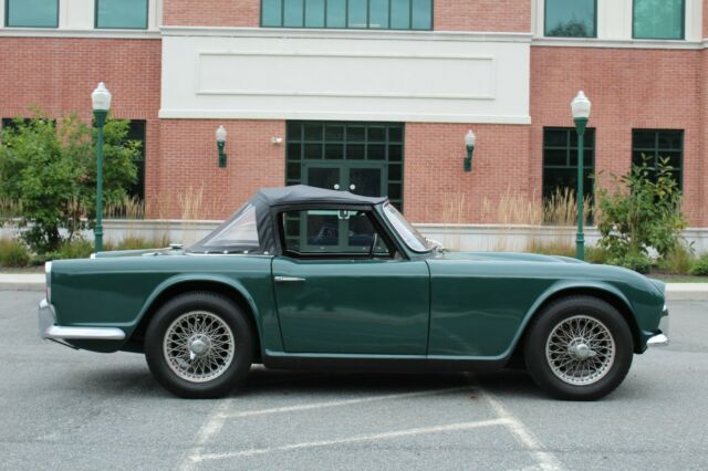 Dual SU Carbs-Rack&Pinion-Disc brakes-Good fun driver-Early good example 1962 Triumph TR4