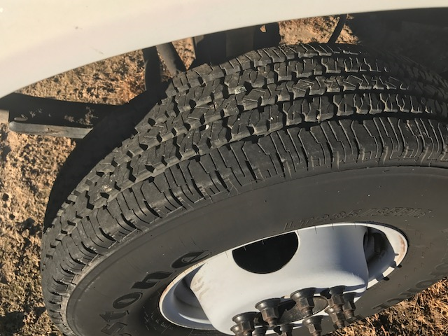 1992 Ford F-450 - photo 10