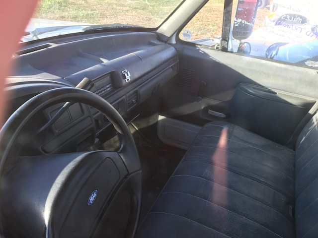1992 Ford F-450 - photo 11