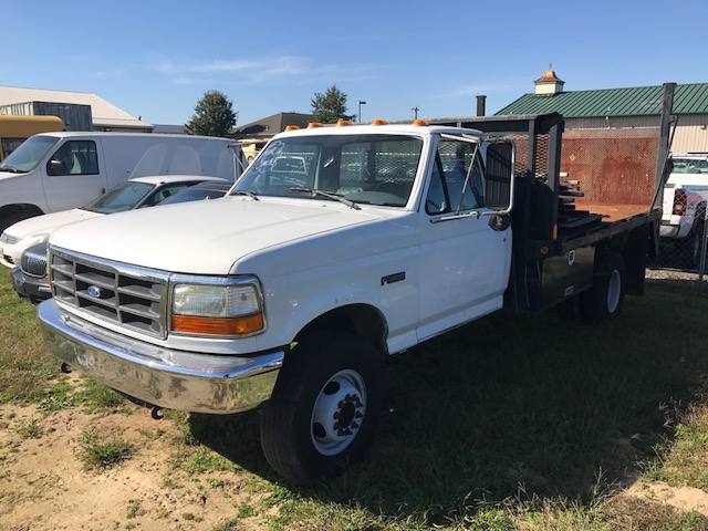 1992 Ford F-450 - photo 2