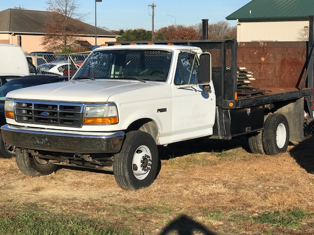 1992 Ford F-450 - photo 9