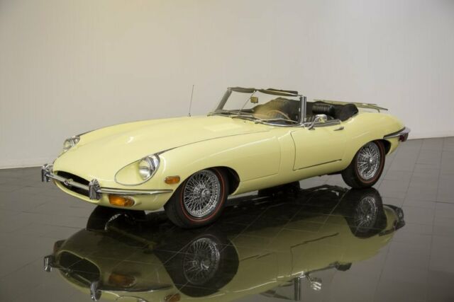 E-Type 4 Speed Manual Convertible 1969 Jaguar E-Type Series II