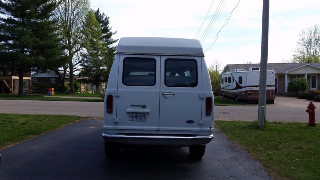 1991 Ford E-Series Van - photo 3