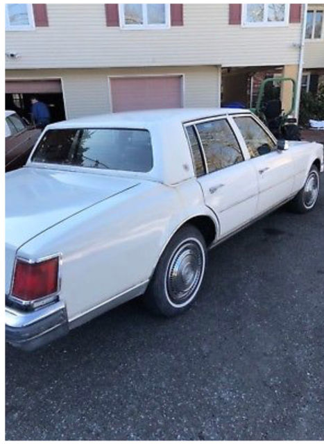1976 Cadillac Seville - photo 2
