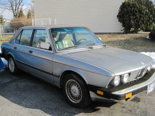 E28 BMW 535i 1986 1986 BMW 5-Series