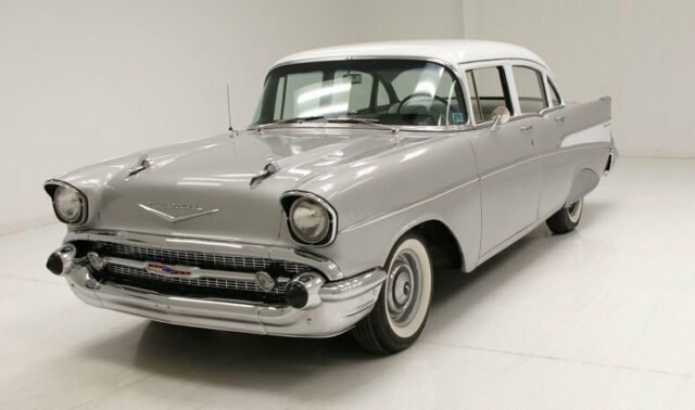 Early 1990’s Restoration/283ci V8 4 BBL/Snazzy 50’s Style Interior 1957 Chevrolet Bel Air/150/210 Sedan