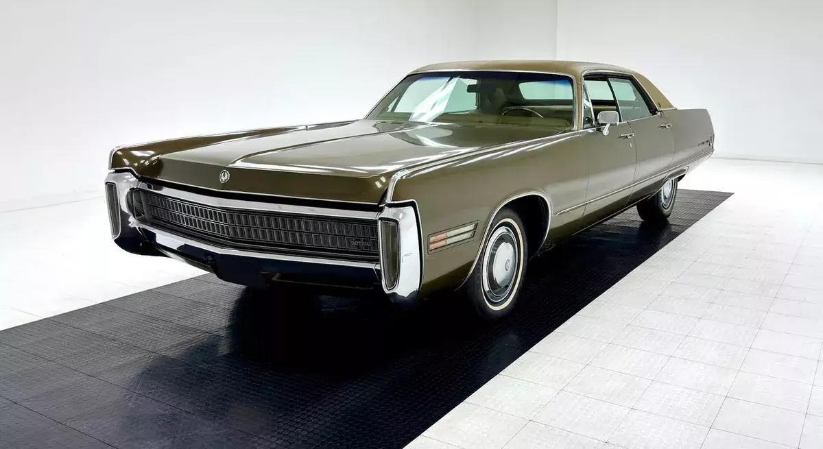 Early 70's Excess/440ci 4bbl V8/A727 Auto/Known History/Cloud-Like Ride 1972 Chrysler Imperial LeBaron 4 Door Hardtop