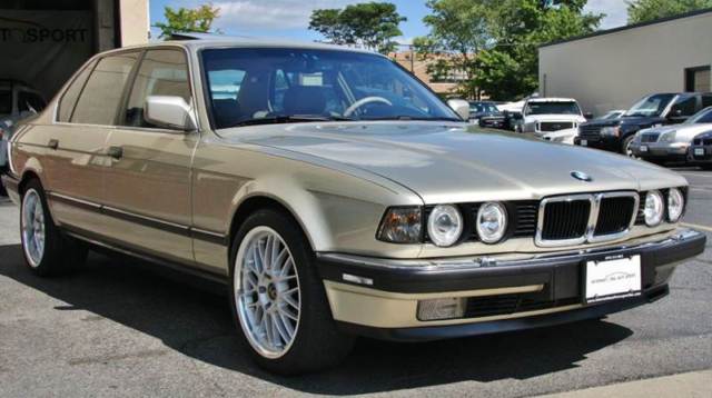 1990 BMW 7-Series 750il - photo 3