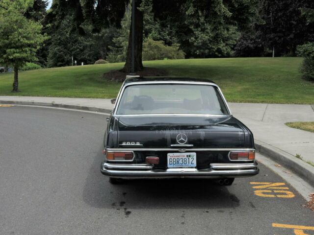 1972 Mercedes-Benz 200-Series 280s - photo 3