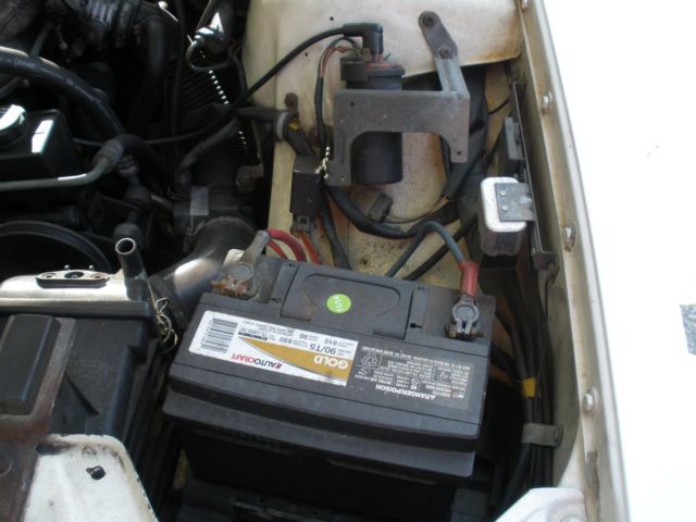 1991 Volvo 240 base - photo 2