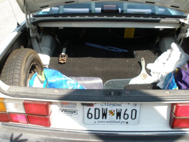 1991 Volvo 240 base - photo 4