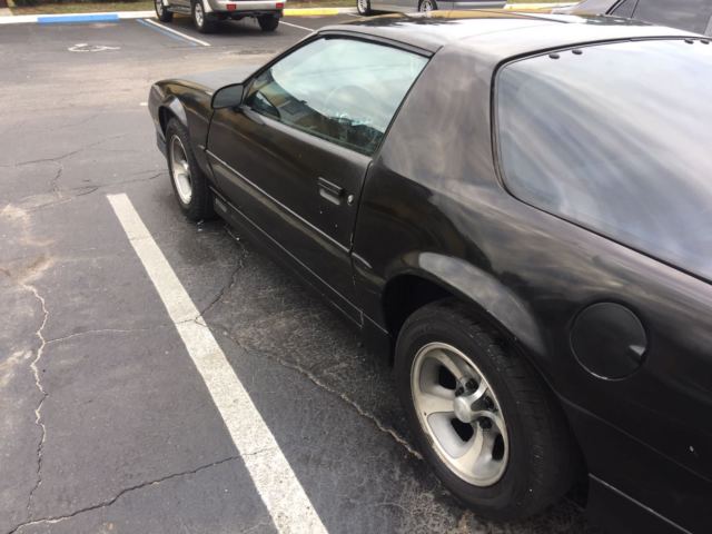 1989 Chevrolet Camaro - photo 3