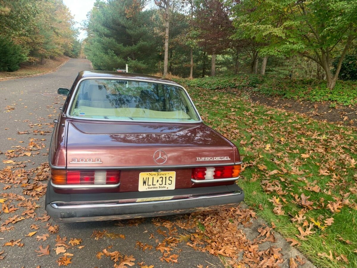 1985 Mercedes-Benz 300-Series - photo 3