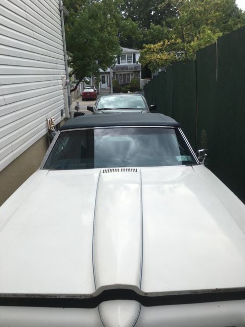 1970 Pontiac Le Mans - photo 2