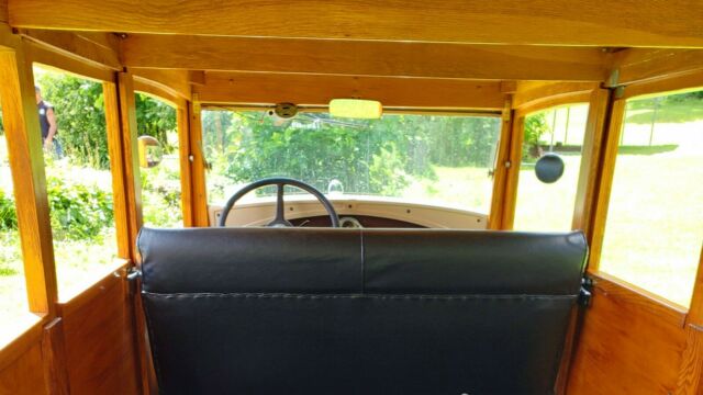 1930 Ford suburban Woody - photo 7