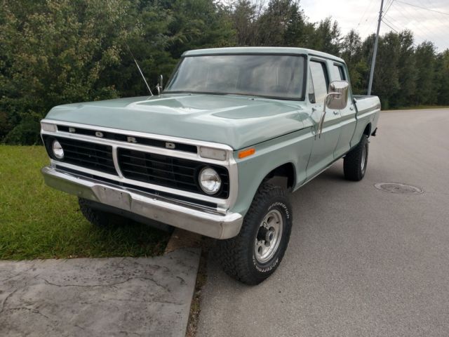 1973 Ford F-250 chrome grill, front and rear bumpers - photo 3