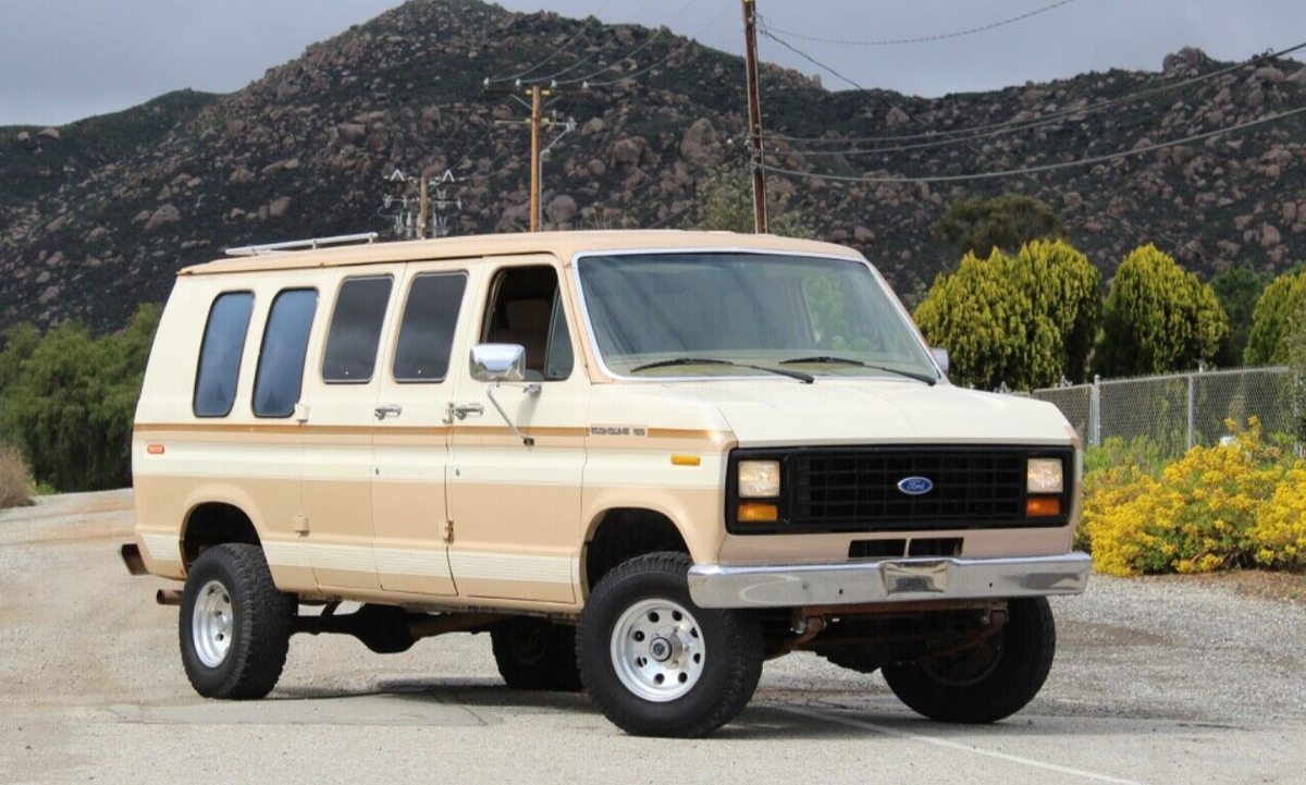 1984 Ford E-Series Van RARE COMBO 351 H.O. 5.8l 4x4 e150 - photo 2