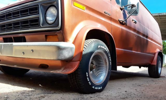 1976 Ford E-Series Van **Best Offer!!** Flared out 70s Custom Van No Rust - photo 2