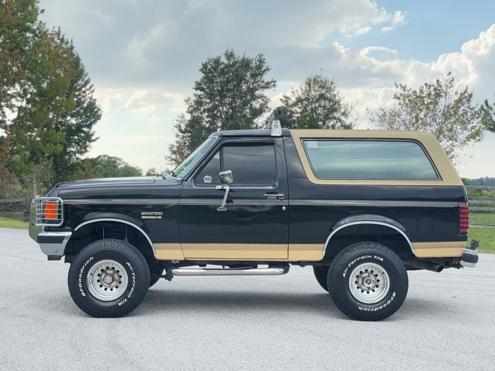 1990 Ford Bronco - photo 5