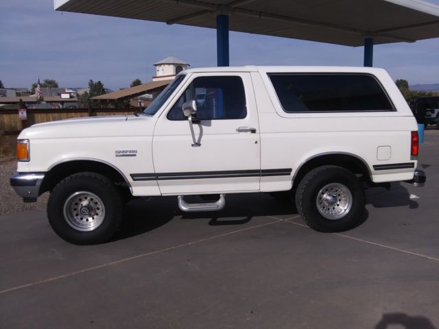 Eddie Bauer Custom XLT 4x4 w/Overdrive 1991 Ford Bronco