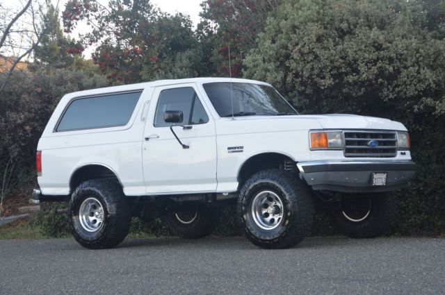 1991 Ford Bronco XLT 4WD - EXCELLENT Condition- NO RESERVE! - photo 5