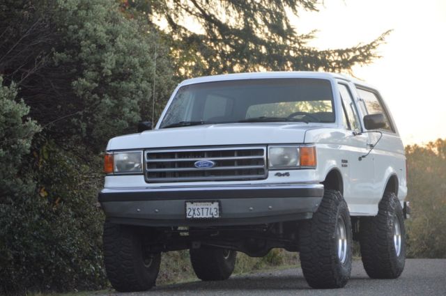 1991 Ford Bronco XLT 4WD - EXCELLENT Condition- NO RESERVE! - photo 6