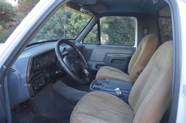 1991 Ford Bronco XLT 4WD - EXCELLENT Condition- NO RESERVE! - photo 8