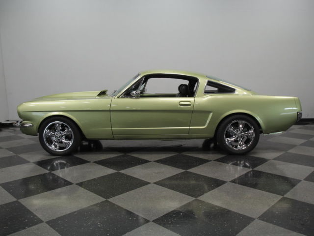 1966 Ford Mustang Fastback Restomod - photo 2