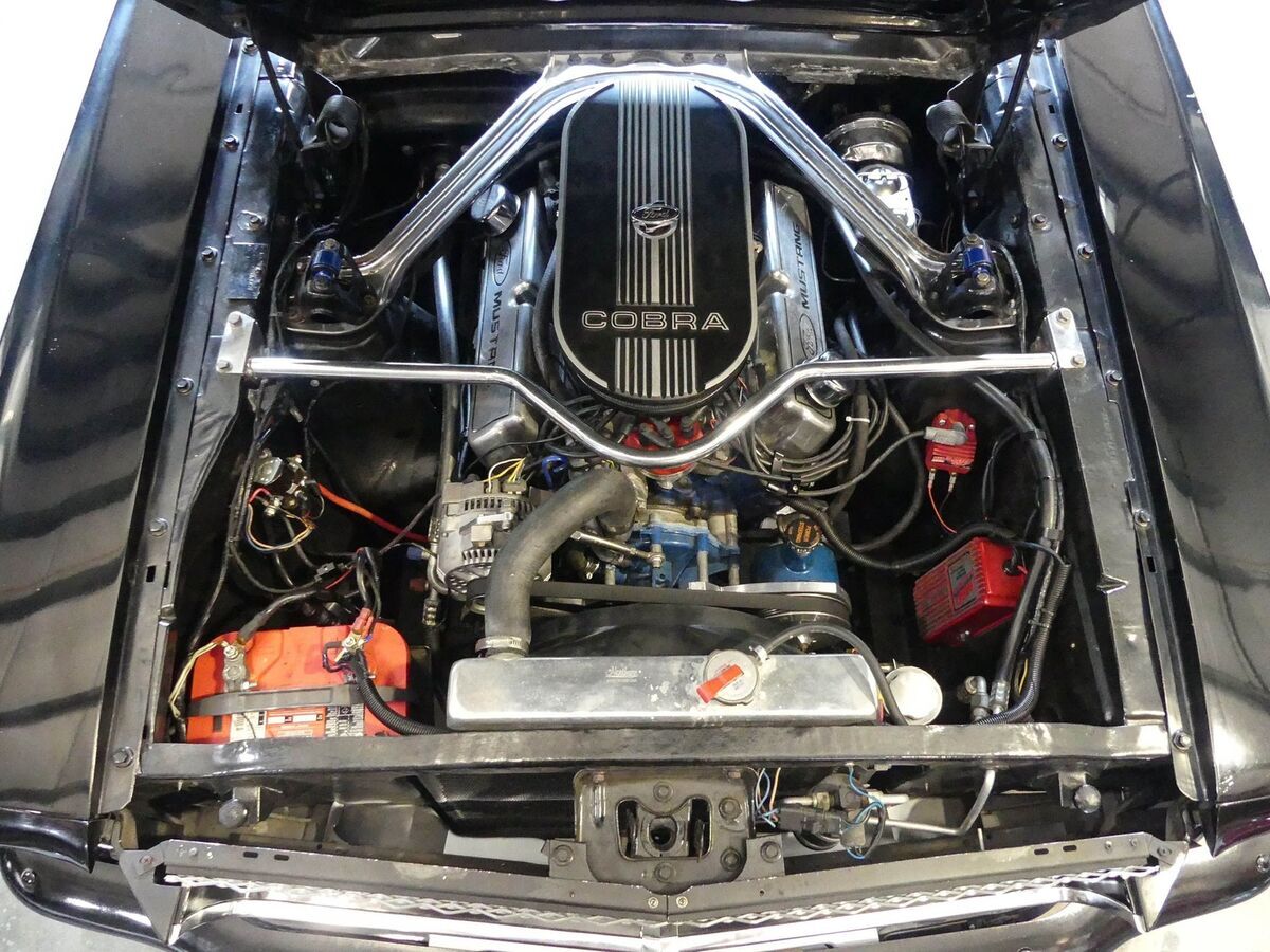 1966 Ford Mustang Coupe Restomod - photo 4