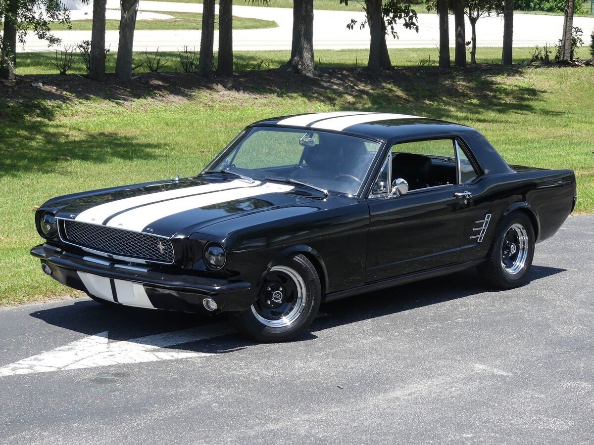 1966 Ford Mustang Coupe Restomod - photo 6