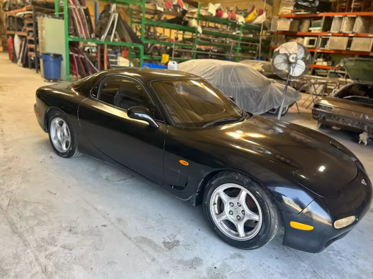 Efini Brilliant Black Stock Twins 1993 Mazda RX-7 13B