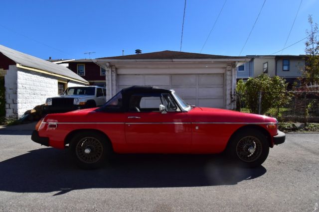 1975 MG MGB - photo 2