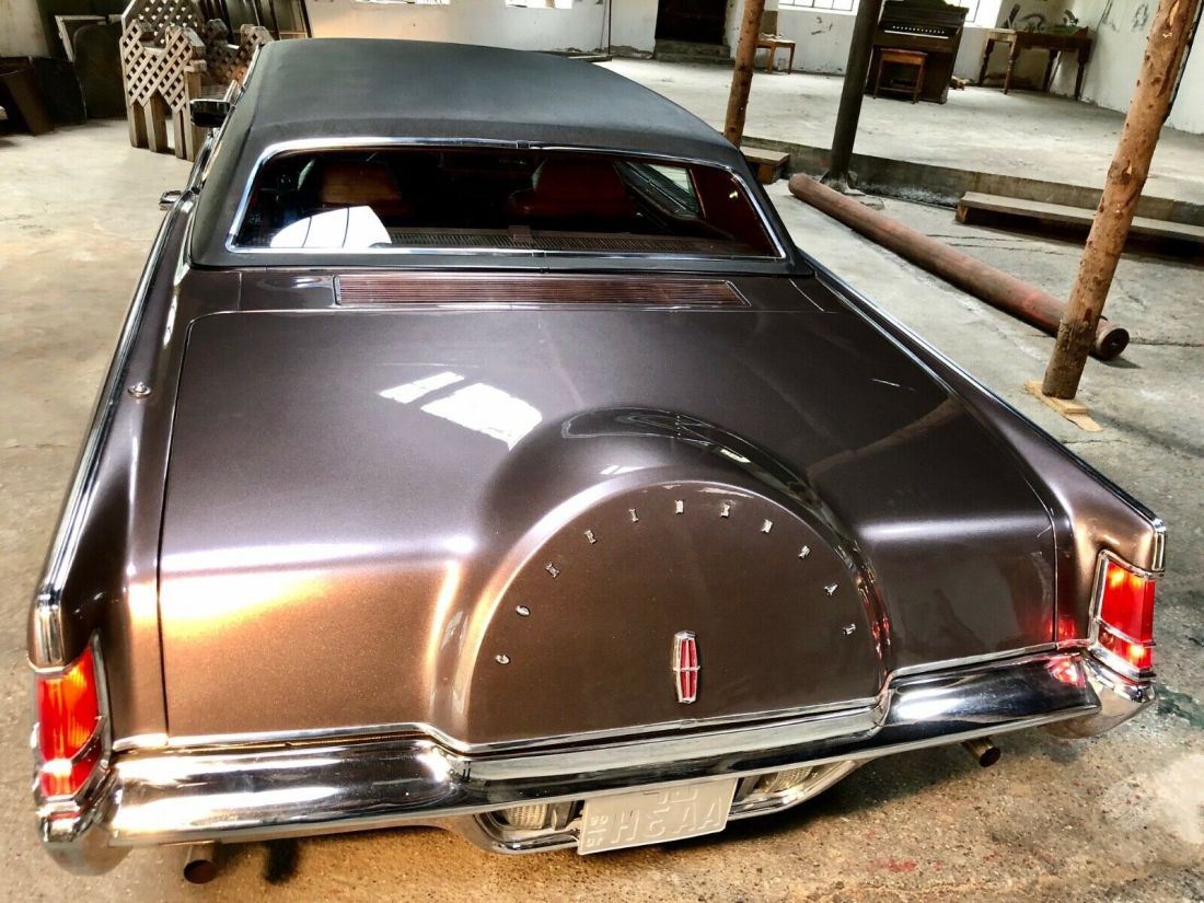 1971 Lincoln Continental - photo 9