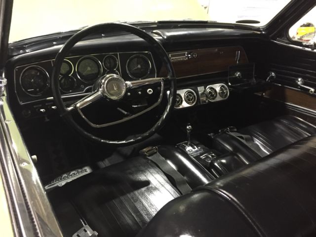 1964 Studebaker GT Hawk white landau vinyl roof - photo 8