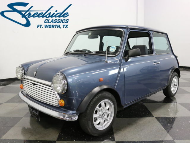 ENTERTAINING AND FUN!!! 998CC ENGINE W/ 4 SPD MANUAL, GREAT PAINT, RUNS SMOOTH! 1991 Austin Mini