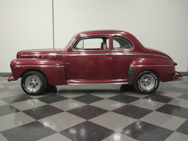 1946 Ford Coupe - photo 2