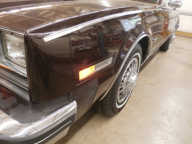 Equal to the Cadillac Eldorado Biarritz 1985 Oldsmobile Toronado Caliente