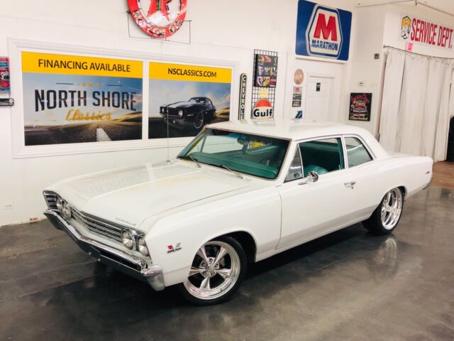 Ermine White Chevrolet Chevelle with 0 Miles available now! 1967 Chevrolet Chevelle -SHOW PIECE-PRO TOURING BIG BLOCK RIDE TECH SUSPEN