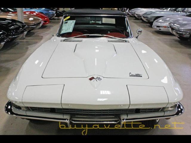 1966 Chevrolet Corvette Convertible - photo 7