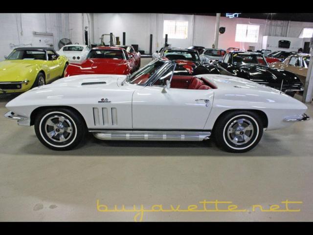 1966 Chevrolet Corvette Convertible - photo 9