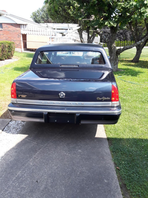 1992 Chrysler New Yorker 5th Avenue - photo 7