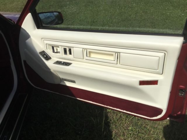 1990 Cadillac Eldorado Leather - photo 9