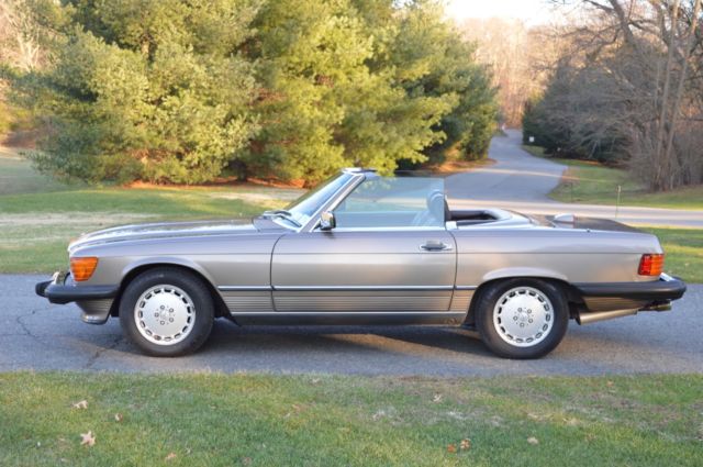 1987 Mercedes-Benz SL-Class 560SL - photo 3