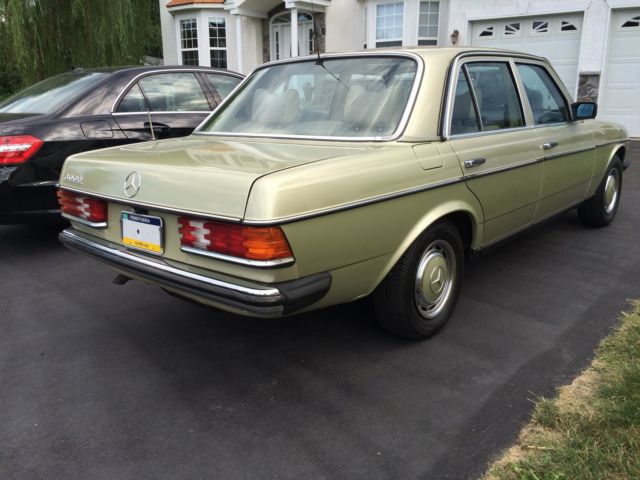1984 Mercedes-Benz 300-Series W123 - photo 3
