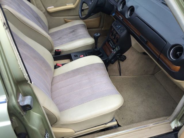 1984 Mercedes-Benz 300-Series W123 - photo 6