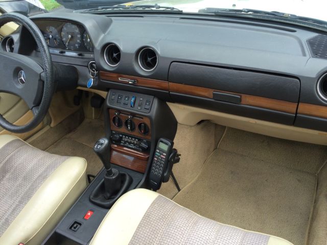 1984 Mercedes-Benz 300-Series W123 - photo 9