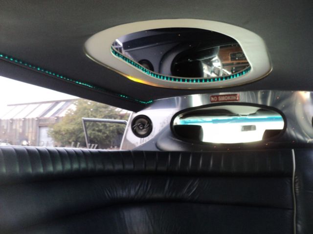 1987 Lincoln Town Car - photo 9